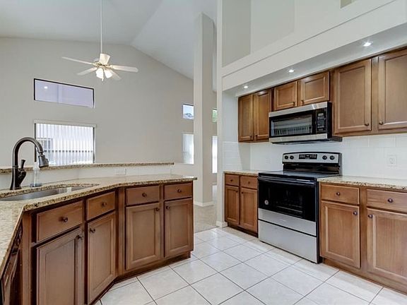5th image of 9618 Brookdale Dr