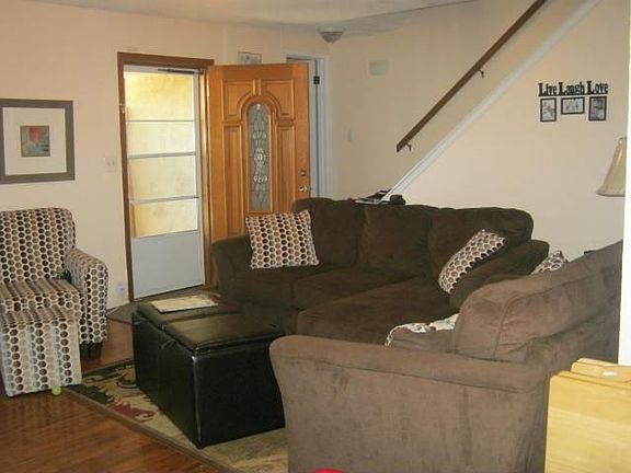 2nd image of 1955 Trawood Dr APT 3