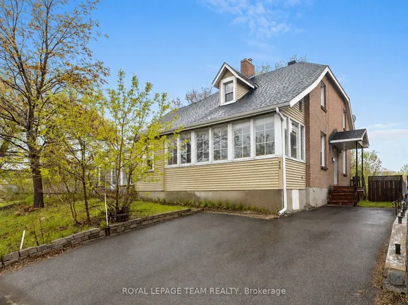 910 Pinecrest Rd, Ottawa, ON K2B 6B3