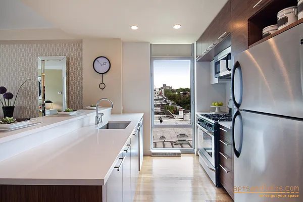 Rented by aptsandlofts.com | media 28