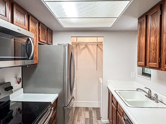 3rd image of 6865 S Countrywoods Cir APT 16H