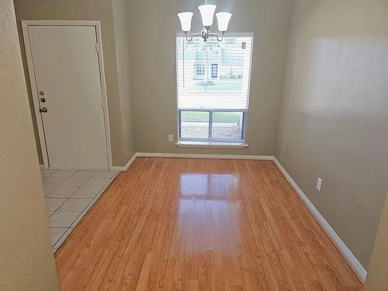 2618 Quarry Hill Rd — Photo 4