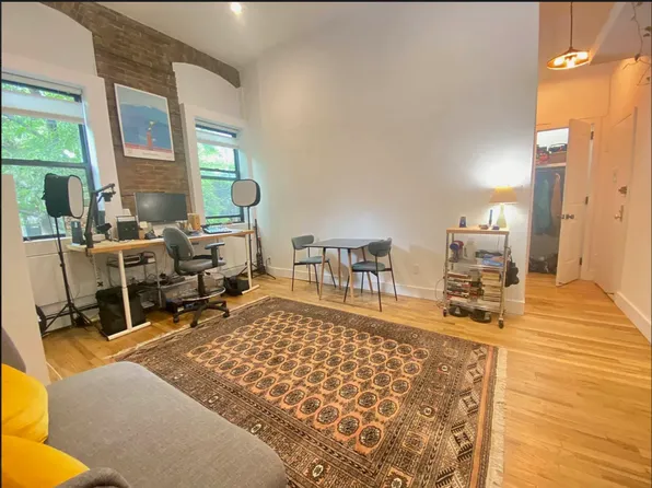 347 Pacific Street 2B image 3 of 6