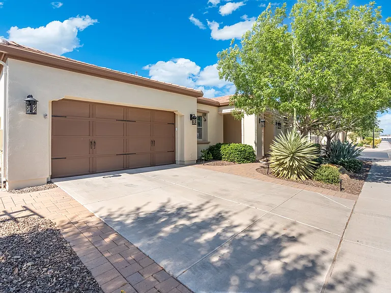 1684 E Elysian Pass — Photo 3