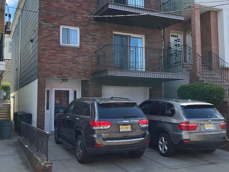 16 Western Ave #3 — Photo 13