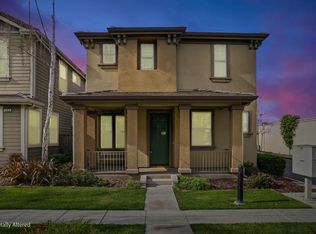 257 Rayos Del Sol Dr, San Jose, CA 95116