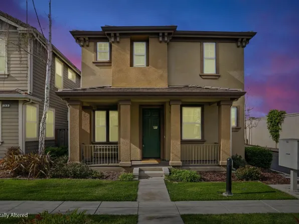 257 Rayos Del Sol Dr, San Jose, CA 95116