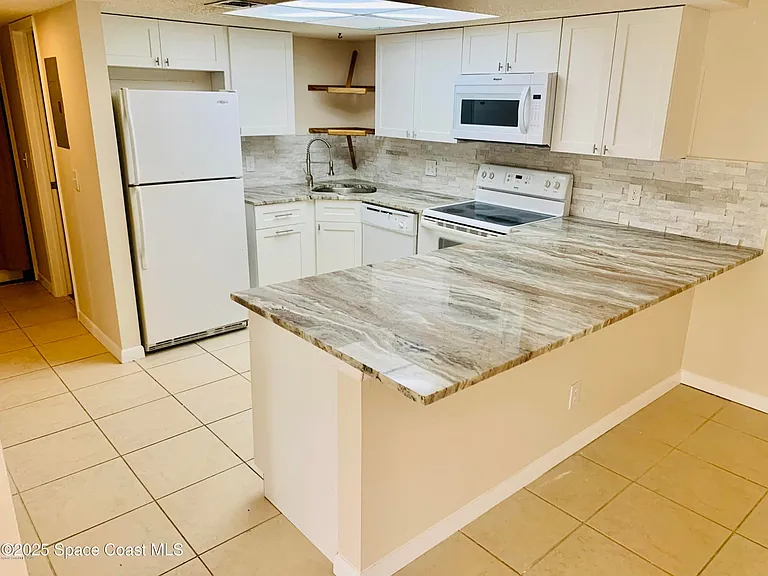 1648 Sunny Brook Ln NE #M202 — Photo 4