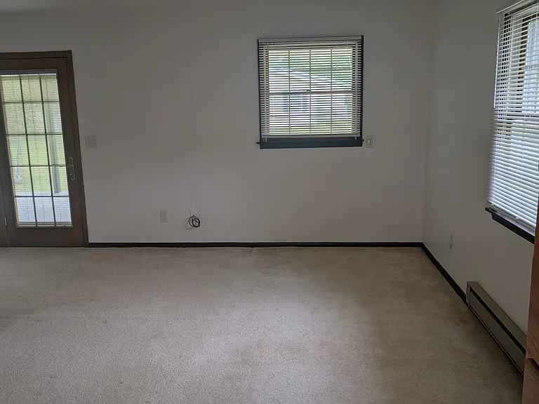 401 Willow St #A — Photo 9