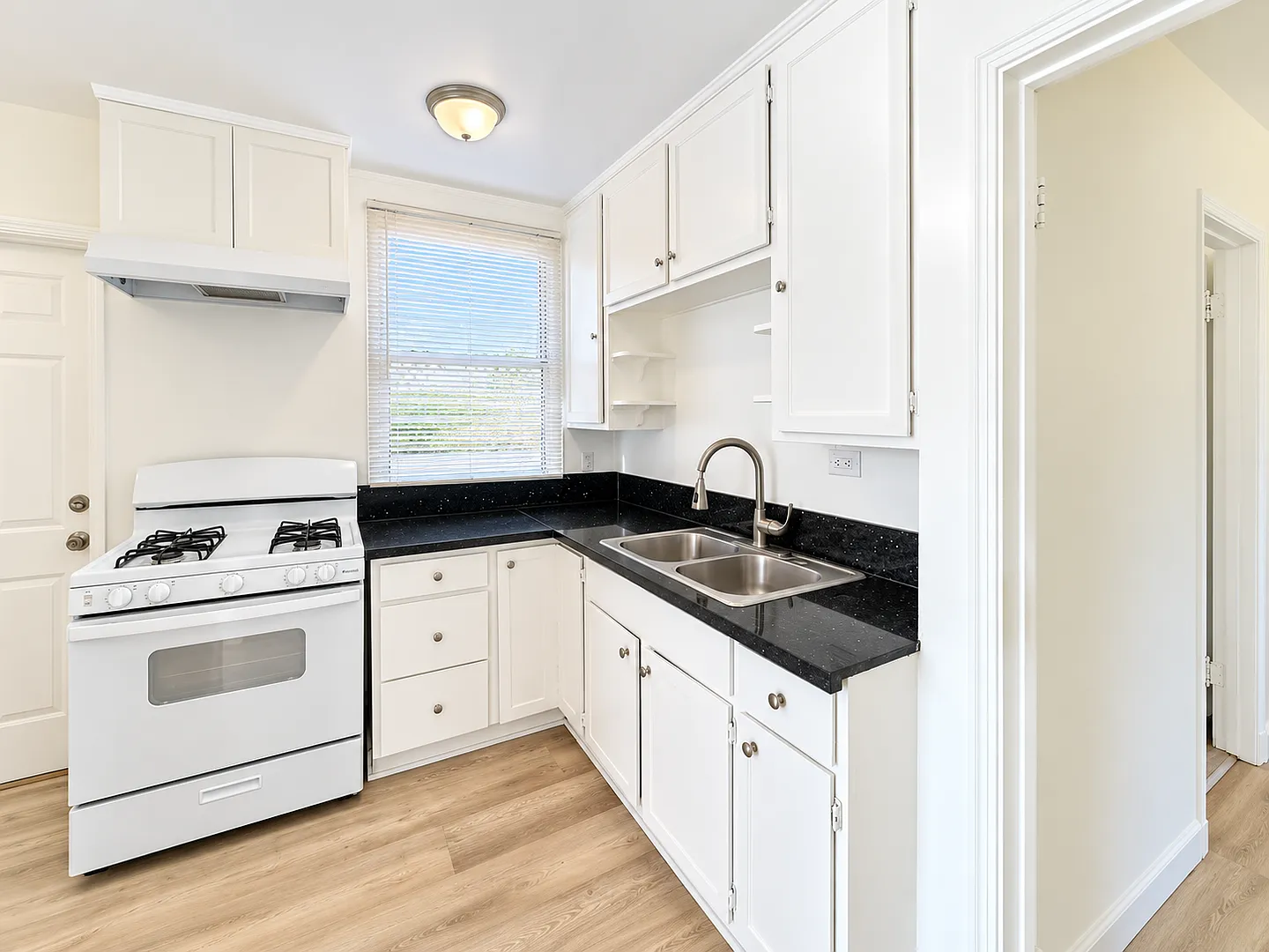 Rosemary Lane Fourplex — Photo 3