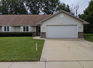 3529 Stanford Ln, West Bend, WI 53090