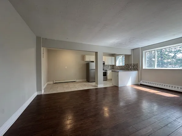 206 Queen St #12, Sarnia, ON N7T 2R6