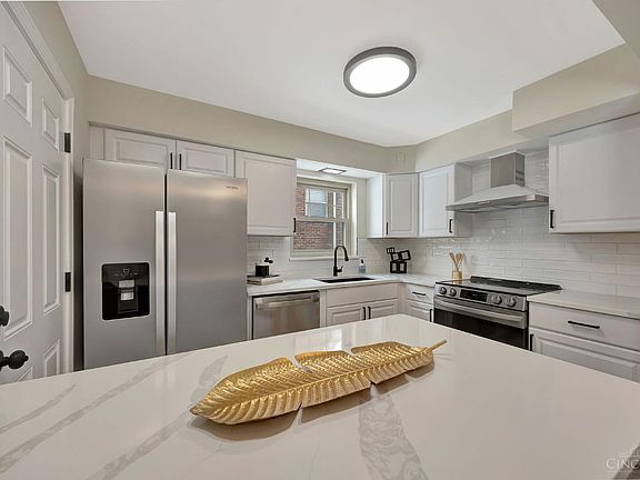 2nd image of 5430 Vogel Rd