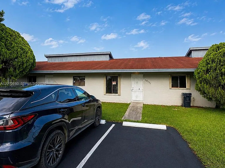 28331 SW 141st Ct — Photo 2