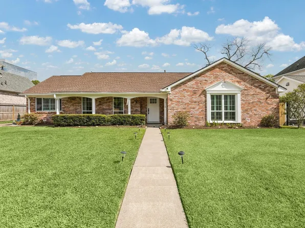 12118 Perthshire Rd, Houston, TX 77024