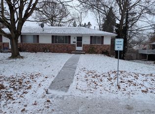 696 Melville Ave, Akron, OH 44312