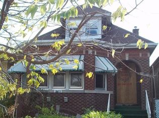 2111 W 71st St, Chicago, IL 60636