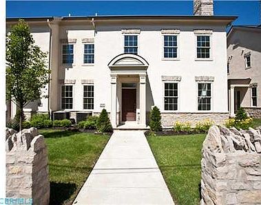 1st image of 1551 Arlington Ave #1551