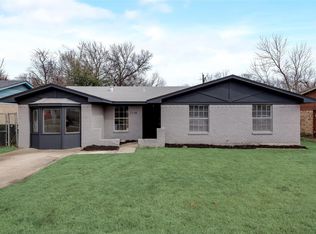 1114 Anthony Dr, Ennis, TX 75119