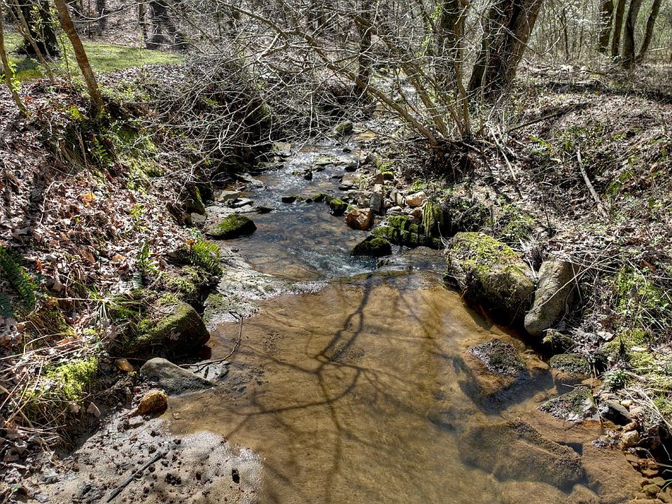 1810 Blackberry Mountain Rd Ellijay, GA, 30536 Apartments for Rent