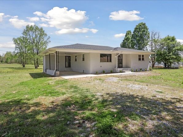 2725 Porter Rd, Mason, TN 38049