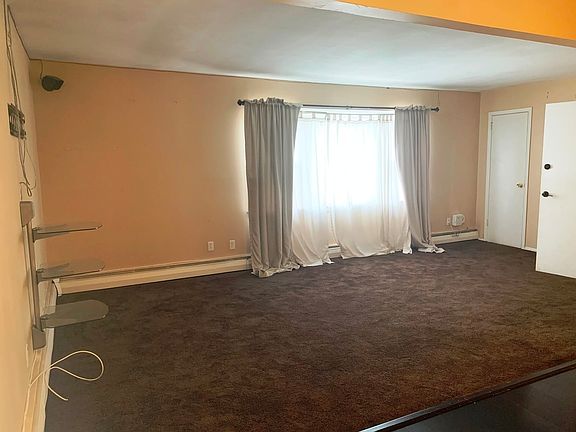 3rd image of 343 Beach 46 St