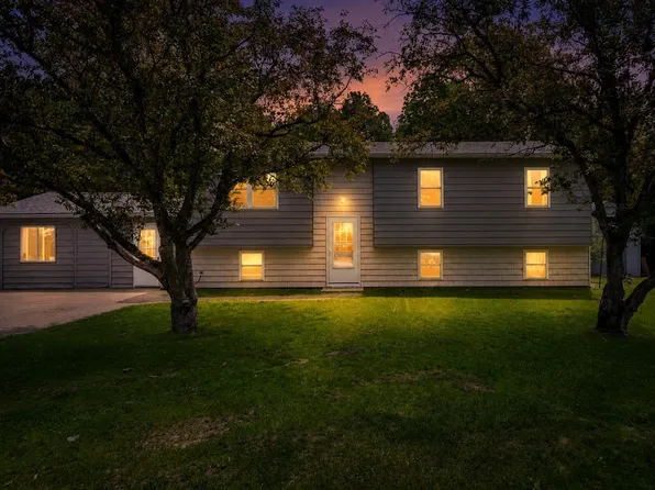 31 Eagle Park Drive, Colchester, VT 05446