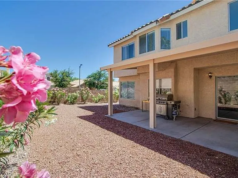 2437 Twin Flower Cir — Photo 36