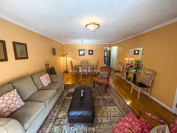 3rd image of 511 Thomas S Boyland St
