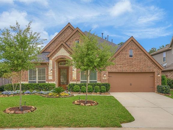 2nd image of 111 Trophy Canyon Dr
