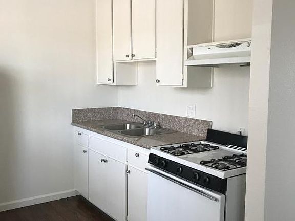 2nd image of 950 E Madison Ave APT 56