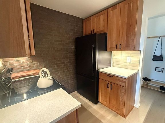 3rd image of 500 Manhattan Dr APT D10
