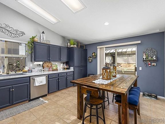 4th image of 35793 Sea Lion Ct