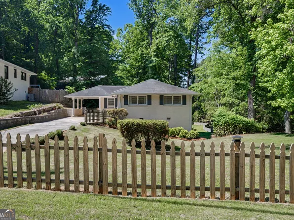 1942 Kenwood Rd SE, Smyrna, GA 30082