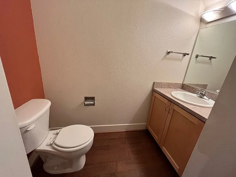 1556 Brunswig Ln — Photo 10