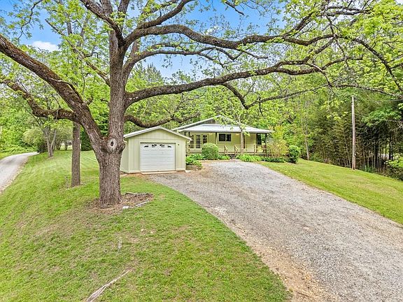 3rd image of 19 Quail Ridge Trl