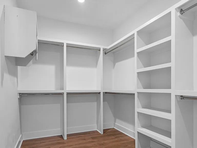 1007A Alice St — Photo 32