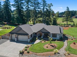 17004 S Sunterra Dr, Oregon City, OR