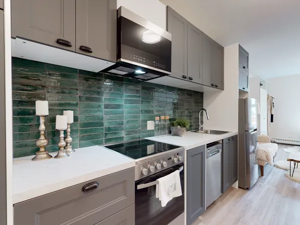 Richards Block, 10424 82nd Ave NW, Edmonton, AB T6E 2A2