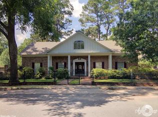 304 W Locust St, Lonoke, AR 72086
