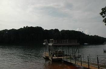3rd image of 114 Lake Hills Dr