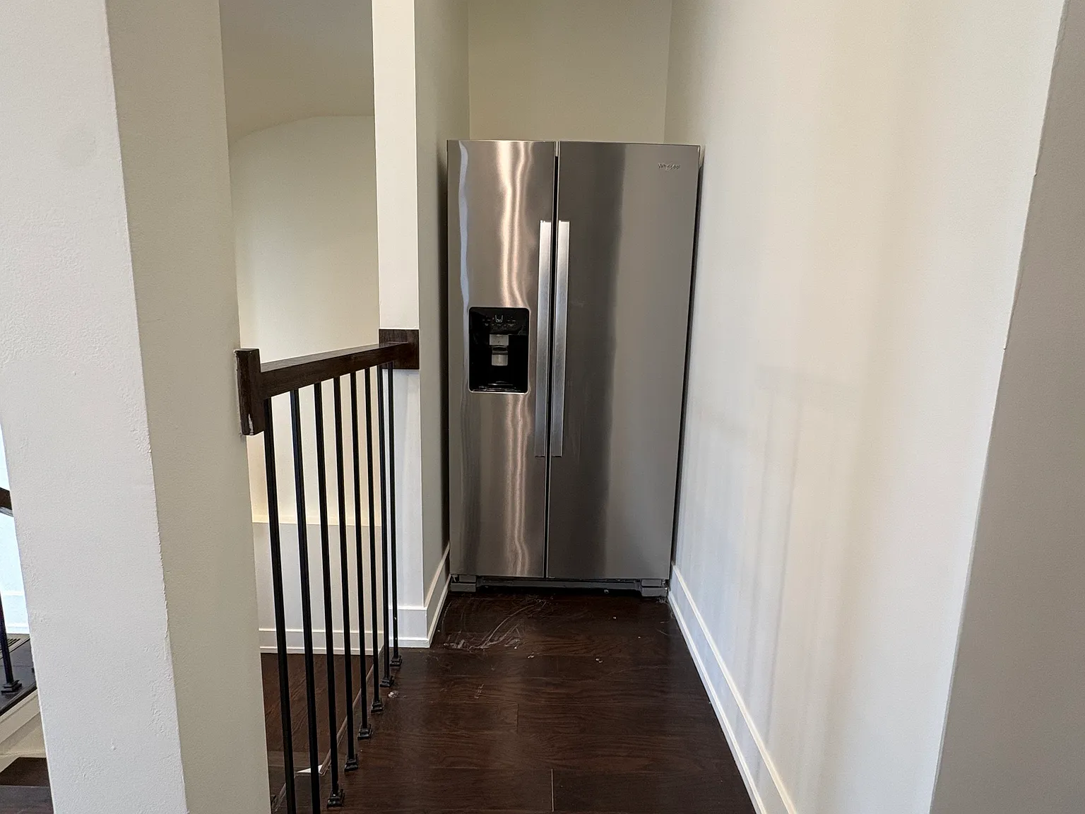 613 N Christiana Ave — Photo 3