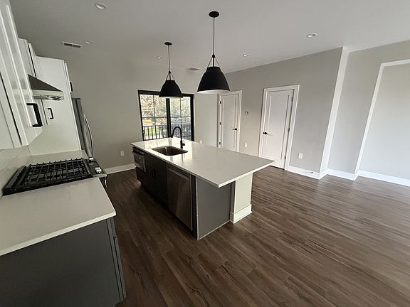 3rd image of 357 Loeffler Ave #357