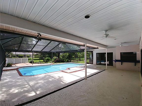 4th image of 16011 Armistead Ln