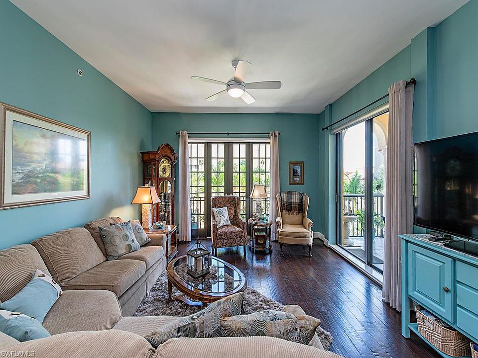 1st image of 23151 Fashion Dr #6210