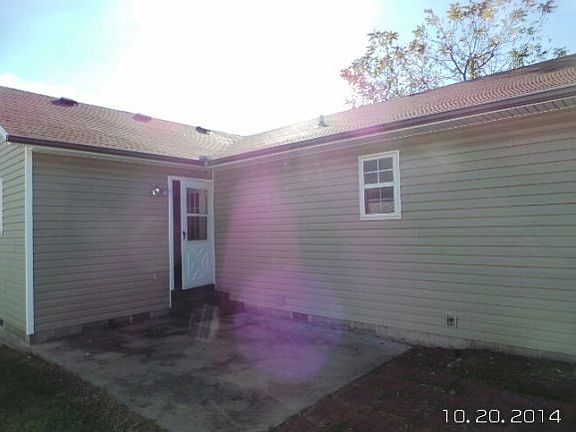 3rd image of 1205 E 33rd St