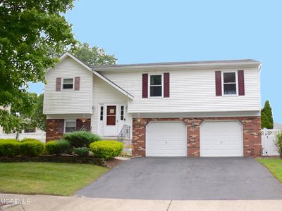 21 Sweetbriar Trail, Howell, NJ, 07731