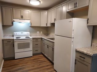 2615 N Hanssler Ct, Peoria, IL