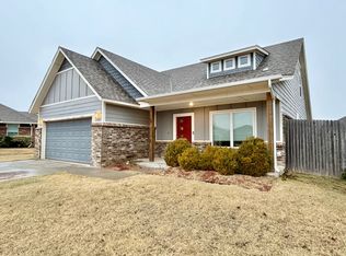 9417 NW 91st Cir, Yukon, OK 73099