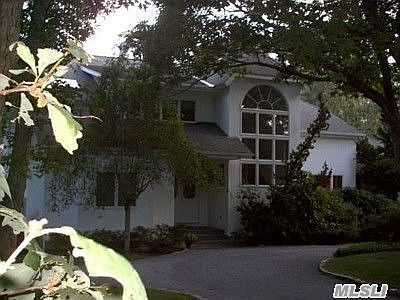 1st image of 19 Bay Woods